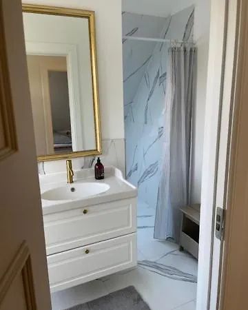 מלון The Old Vicarage *