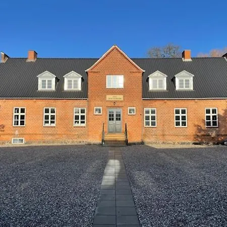The Old Vicarage * Rodby